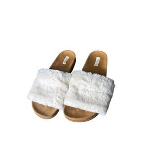 Haven Well Within Off White Faux Fur Slipper Size 8